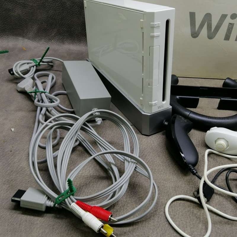 Fantastic!!! Original Boxed Nintendo Wii!!! Working!!!