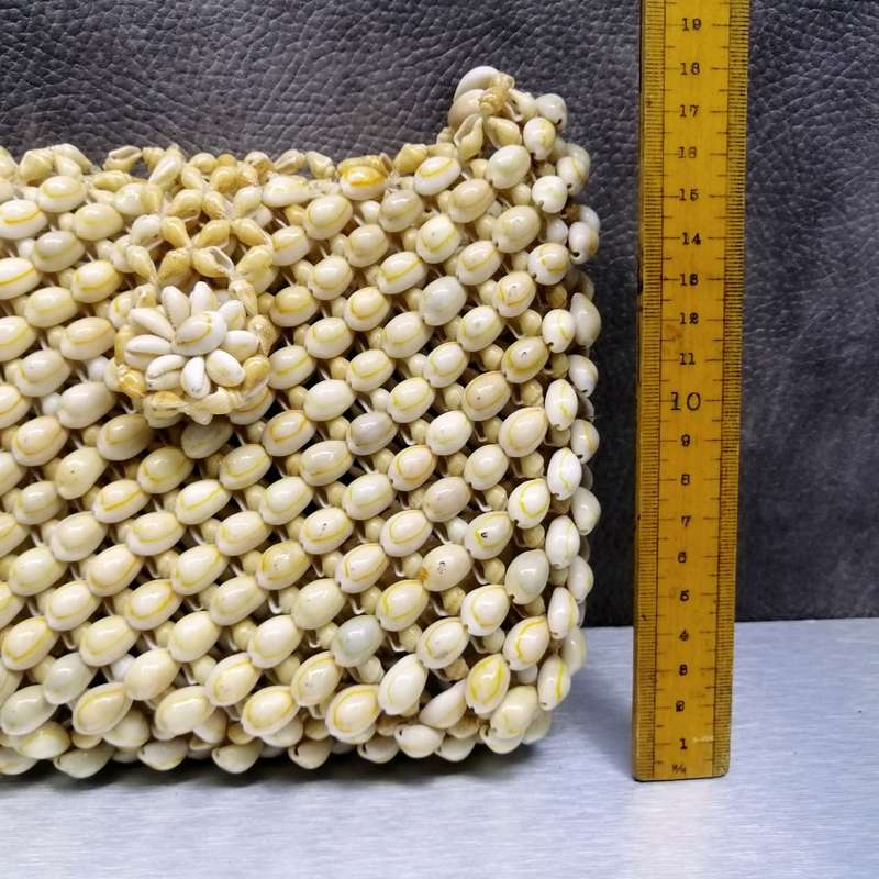 Fantastic!!! Highly Detailed Handcrafted Sea Shell Hand Bag!!!