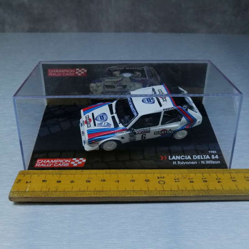 Highly Detailed Die Cast Metal 1985 Rally Lancia Delta C4!!!