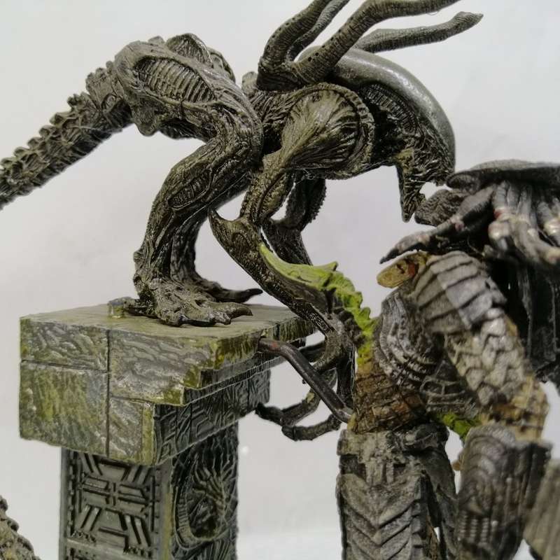 FANTASTIC!!! Highly Detailed Original Predator VS Alien Figurine (230mm) Figure 7