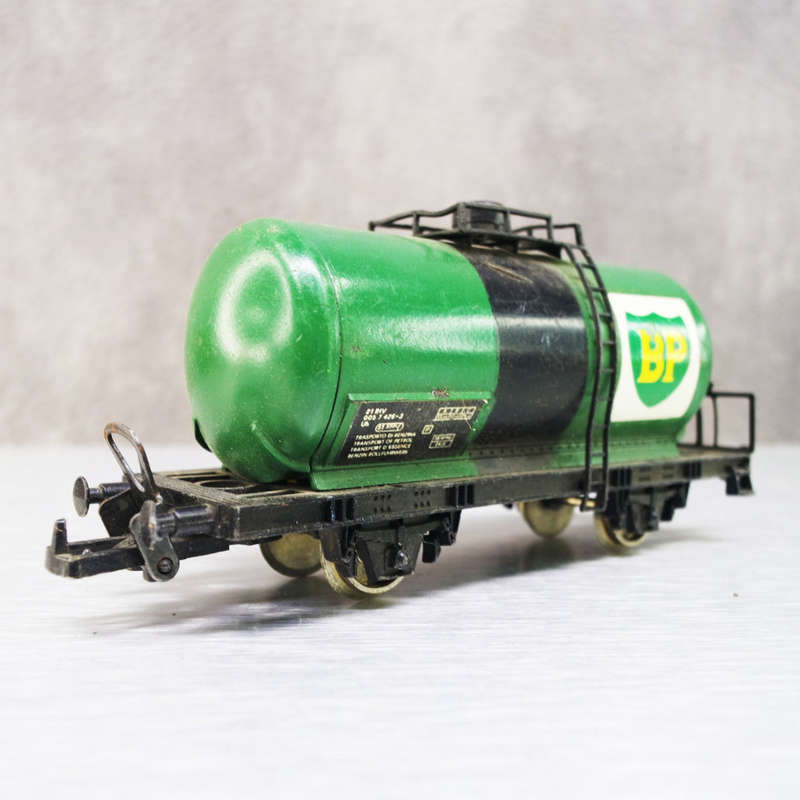 Original HO Scale LIMA BP Oil Tanker!!!