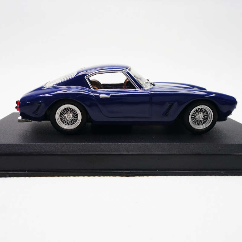 Original Die Cast Metal Ferrari 250 GT SWB - Licenced Product, Original Blister Pack 1:43