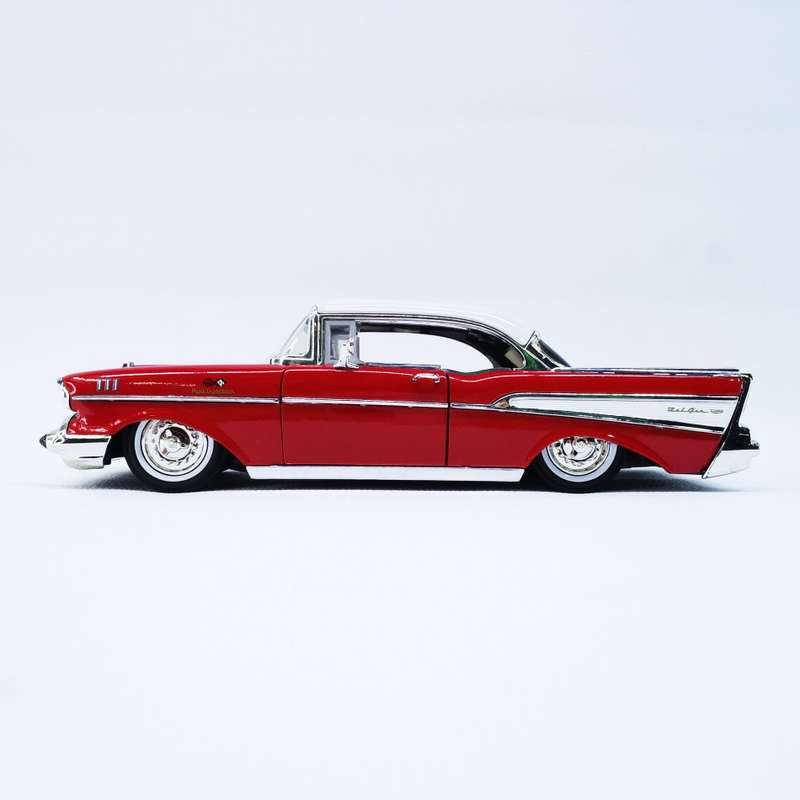 Original Die Cast Metal 1957 Chevy Belair Scale 1:24!!!