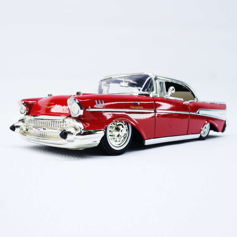 Original Die Cast Metal 1957 Chevy Belair Scale 1:24!!!
