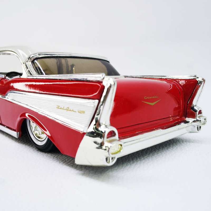 Original Die Cast Metal 1957 Chevy Belair Scale 1:24!!!