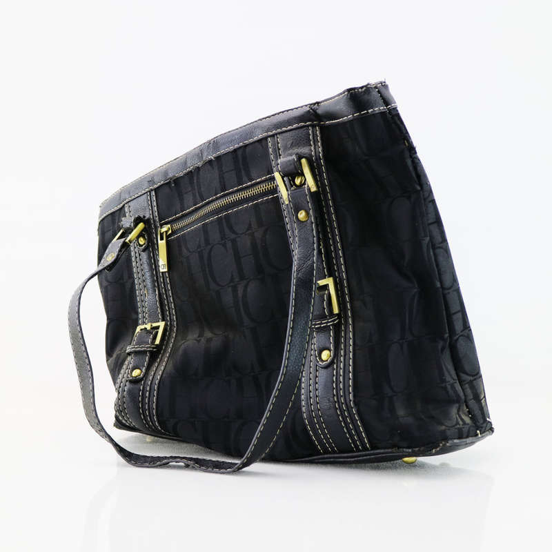 Stylish Carolina Herrera Handbag!!!