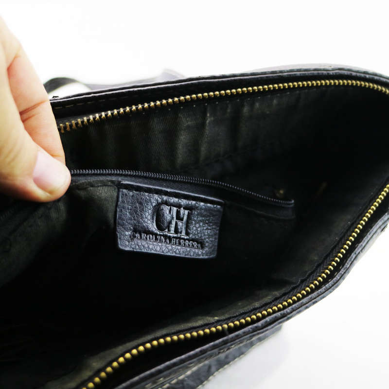 Stylish Carolina Herrera Handbag!!!