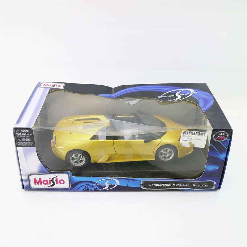 Large Boxed Scale 1:18 Lamborghini Murcielago Roadster!!!