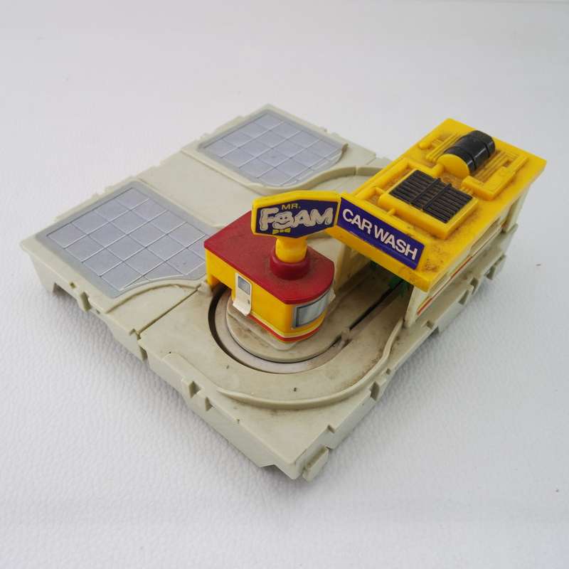 Original 1980's Micromachines Travel City Fold Up Mr. Foam Carwash Play Set!!!