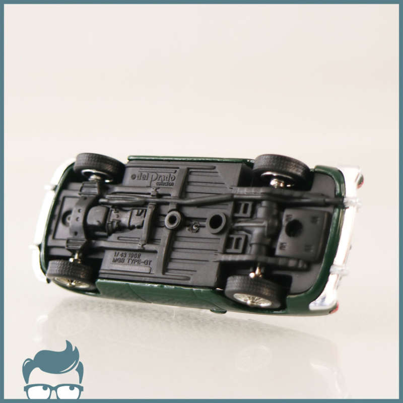Detailed Die Cast Metal MGB Type-GT !!! 1:43