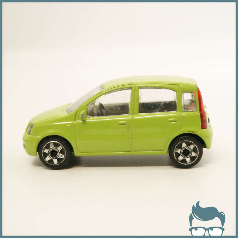 Detailed Die Cast Metal Fiat Panda Scale 1:43