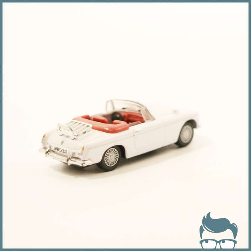 Detailed Miniature Die Cast Metal MGB Cabriolet Scale 1:72
