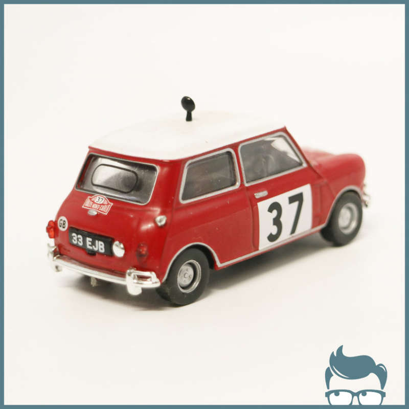 Detailed Die Cast Metal Mini Racing Car Scale 1:43