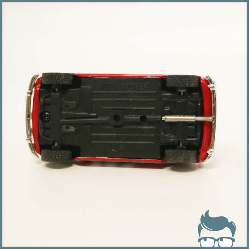 Detailed Die Cast Metal Mini Racing Car Scale 1:43