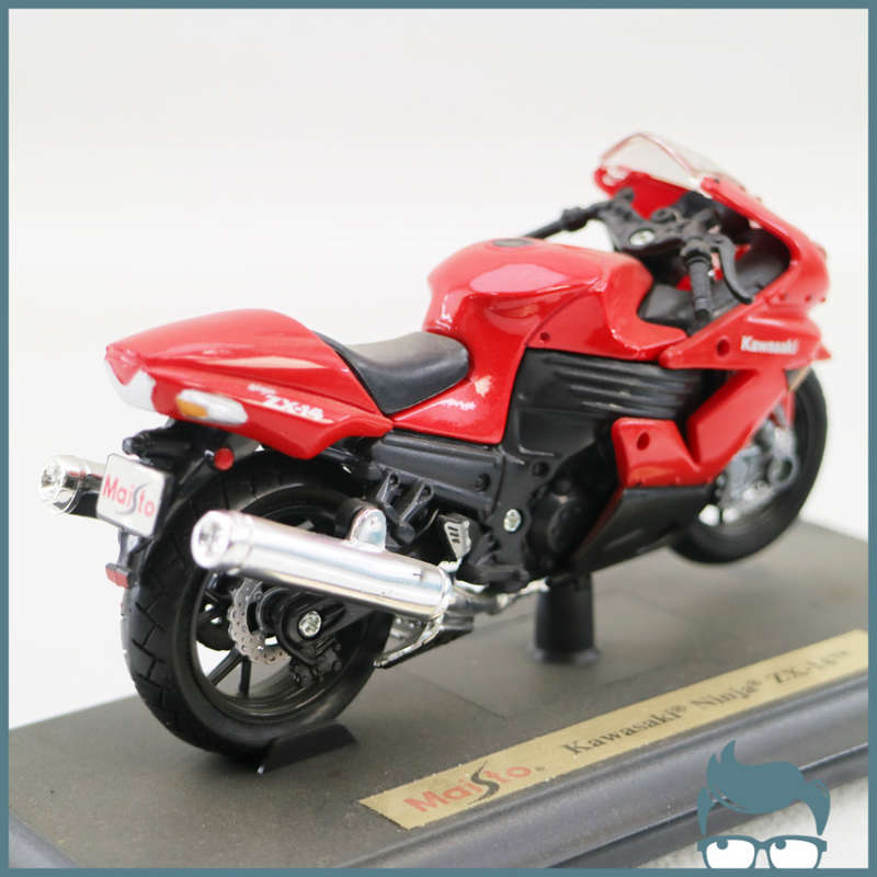 Highly Detailed Kawasaki Ninja ZX14 Scale 1:18