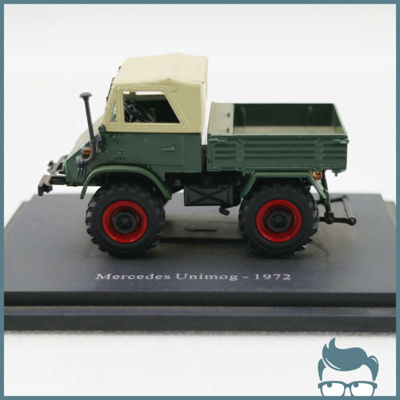 Highly Detailed Die Cast Metal 1972 Mercedes Unimog!!!