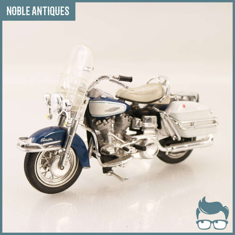 Harley Davidson Electra Glide Detailed Die Cast Motorcycle Model!!!