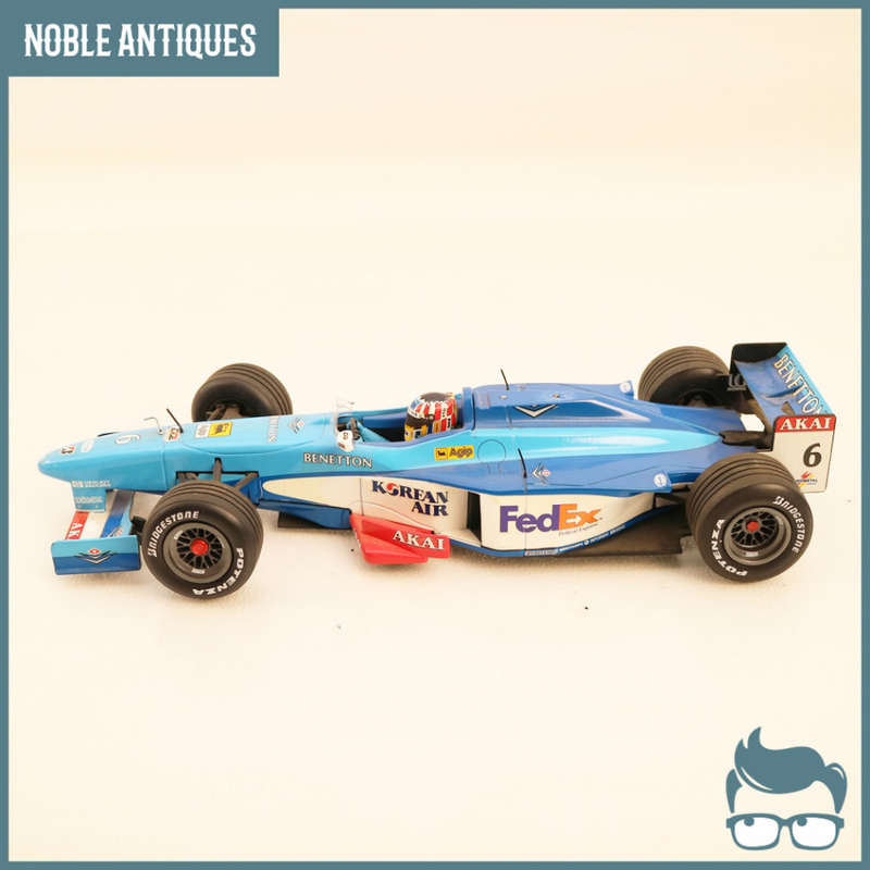 Highly Detailed Minichamps Scale 1:18 Die Cast Metal F1 Benetton Playlife B198!!