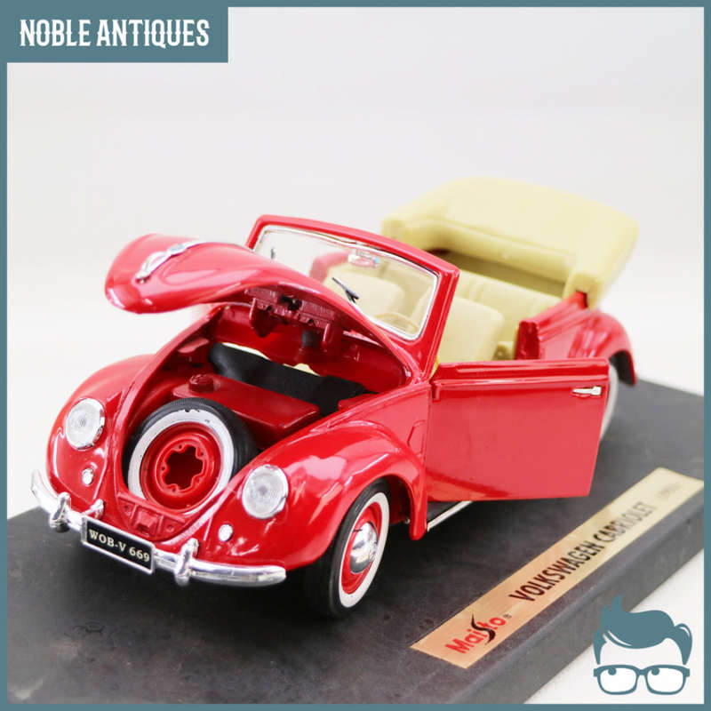 Original Scale 1:18 Boxed Highly Detailed Die Cast Metal VW Beetle Cabriolet!!!