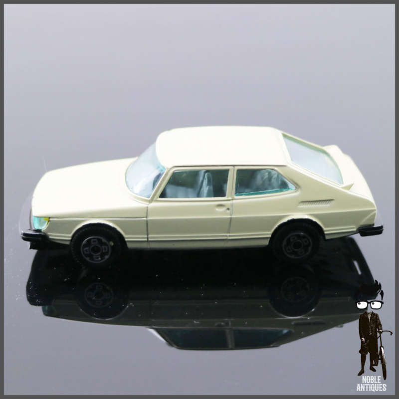 Highly Detailed Die Cast Metal SAAB 900 Turbo Scale 1:43!!!