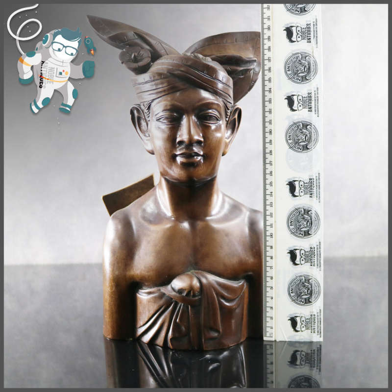 Fantastic!!! Large Detailed Hand Carved Balinese Male Bust By Klungkung!!!