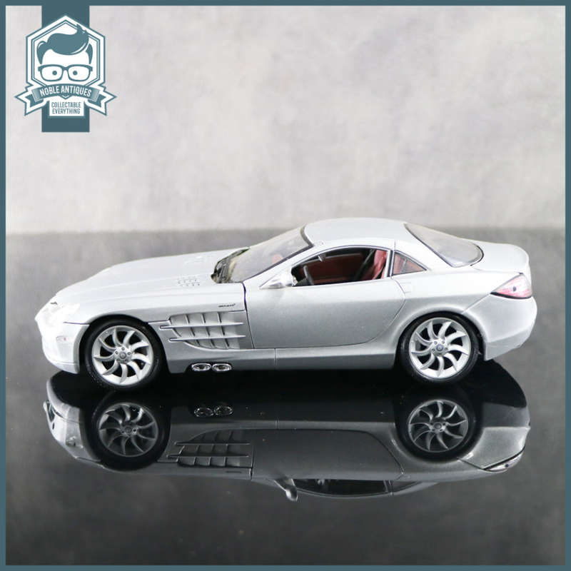 Original Scale 1:18 Maisto Die Cast Metal Mercedes Benz SLR McLaren!!!