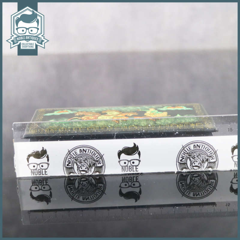 Original Vintage Lacquered Hand Painted Oriental Trinket Box!!!