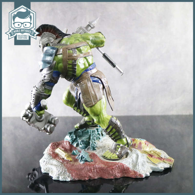 LARGE Original Marvel Gallery Hulk Thor Ragnarok!!! (No Lid Or Insert for Box)