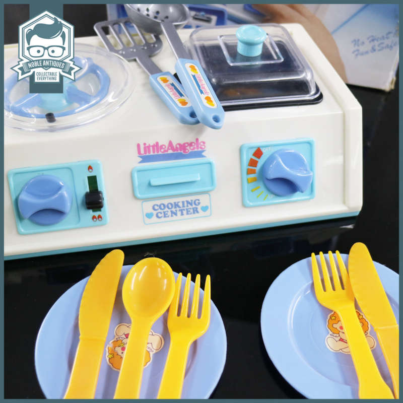 Vintage Boxed Battery Operated Cooking Centre!!!