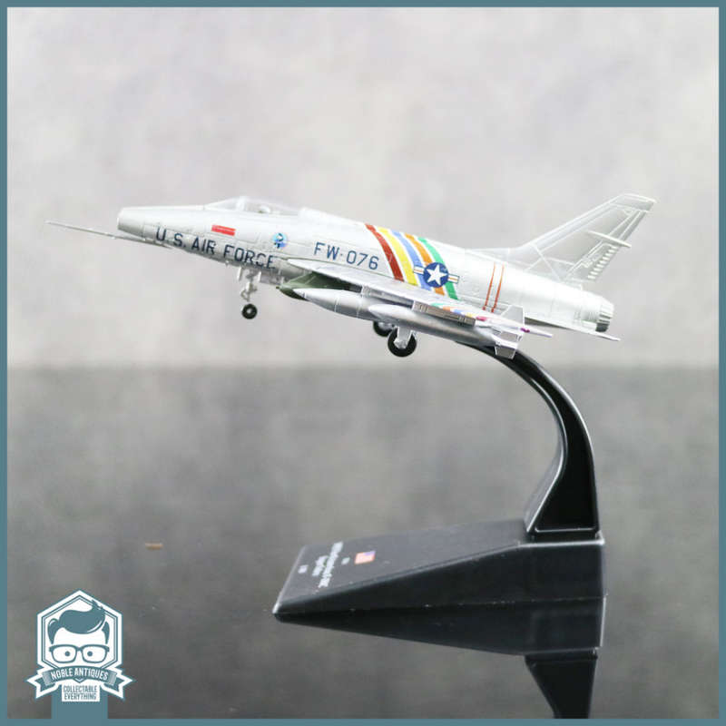 Die Cast Metal 1955 North American F-100 Super Sabre Plane Scale 1:100 (Original Blister Packaged)