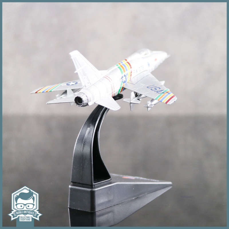 Die Cast Metal 1955 North American F-100 Super Sabre Plane Scale 1:100 (Original Blister Packaged)