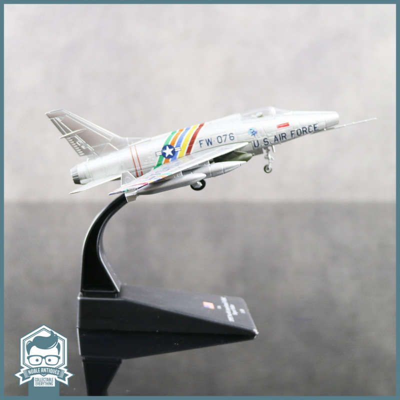 Die Cast Metal 1955 North American F-100 Super Sabre Plane Scale 1:100 (Original Blister Packaged)