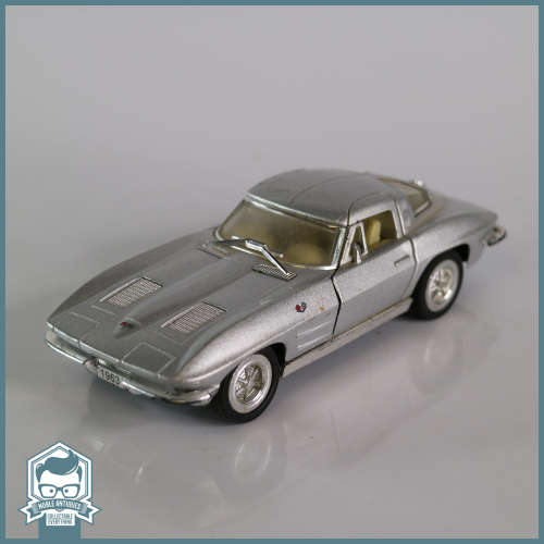 Die Cast Metal 1966 Corvette Sting Ray Scale 1:36!!!