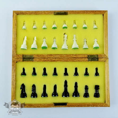 Vintage Boxed Magnetic Wood Boxed Chess Set!!!
