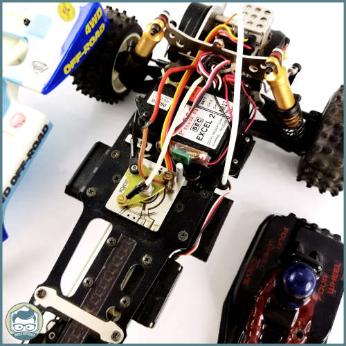 Original 1986 Boxed Kyosho 4WD Salute Metal Body Buggy and Remote!!! Not Tested!!!