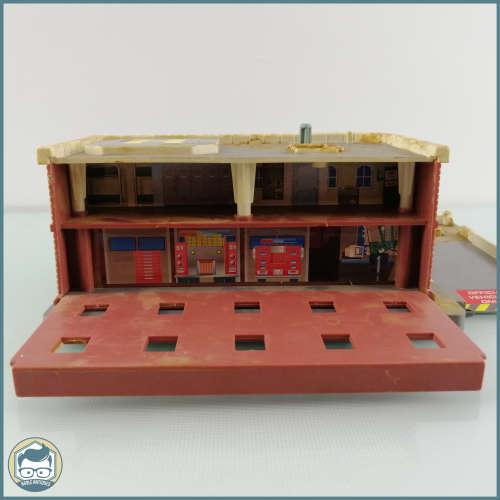 Vintage Micro Machines Riverdale Firehouse Station 51 Diorama!!!