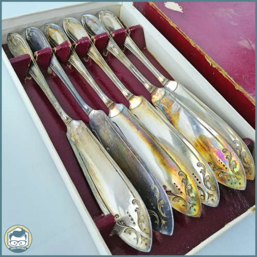 Boxed Vintage Silver Plate Fish Knife Set!!!