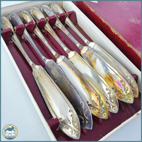 Boxed Vintage Silver Plate Fish Knife Set!!!