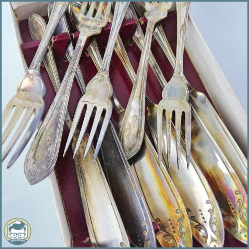 Boxed Vintage Silver Plate Fish Knife Set!!!