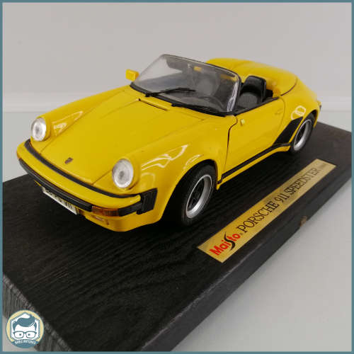 Original Die Cast Metal Scale 1:18 1989 Porsche 911 Speedster!!! Left Mirror Missing
