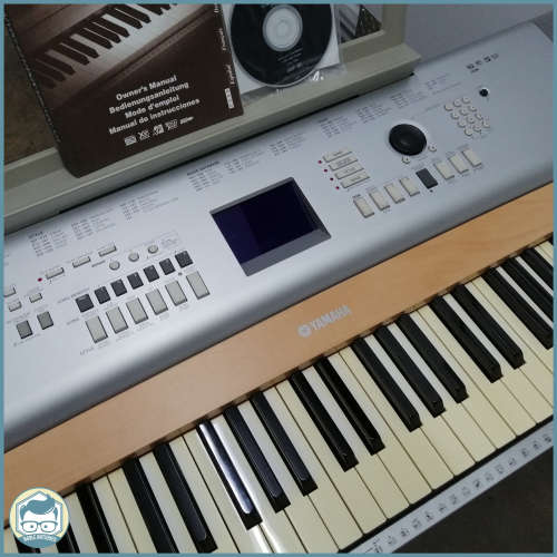 Super Cool!!! Working Yamaha DGX620 88-Key Portable Grand Keyboard!!! Collection Only!!!