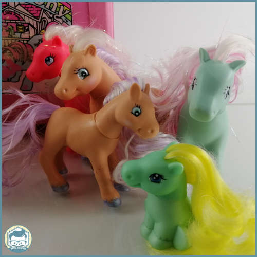 SUPER RARE!!! Original Vintage 1980`s My Little Pony Carry Case And Ponies!!!