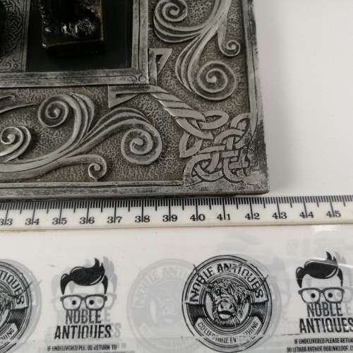 Large Highly Detailed Boxed Medieval Knights Bronze and Pewter Finished Chess Set!!! 430mm Wide!!!
