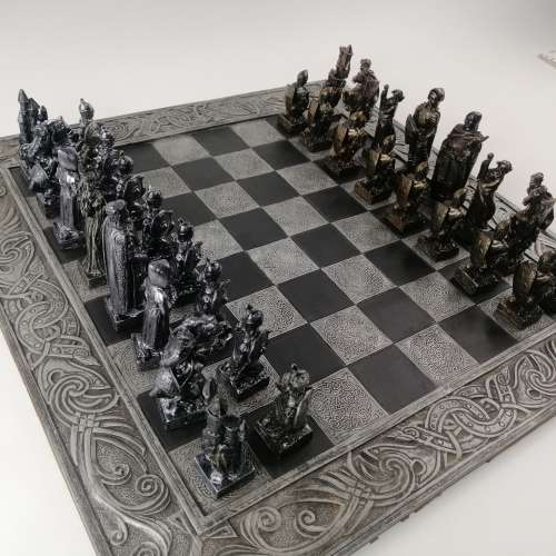 Large Highly Detailed Boxed Medieval Knights Bronze and Pewter Finished Chess Set!!! 430mm Wide!!!