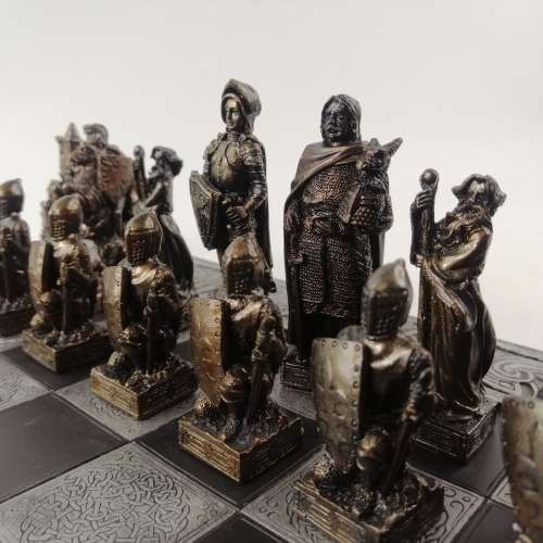 Large Highly Detailed Boxed Medieval Knights Bronze and Pewter Finished Chess Set!!! 430mm Wide!!!