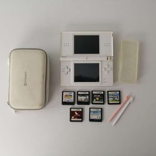 Large Nintendo DS Collection!!! Not Tested, No Charger!!! Bid For All!!!