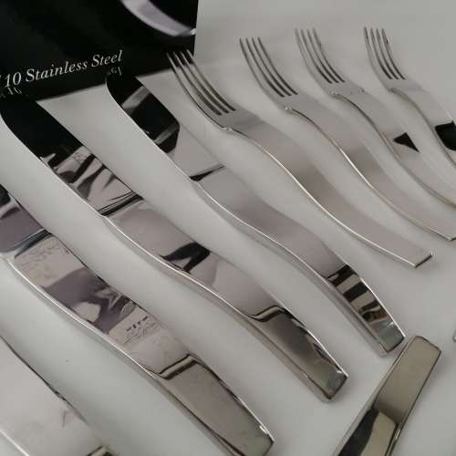Fantastic!!! Original Boxed Carrol Boyes Slice 16 Piece Cutlery Set - Never Used!!!