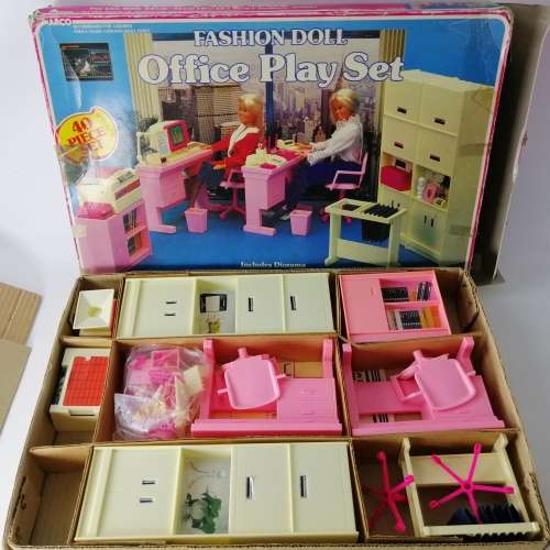 Super RARE!!! Vintage Boxed 1985 Arco Fashion Doll Office Play Set!!!