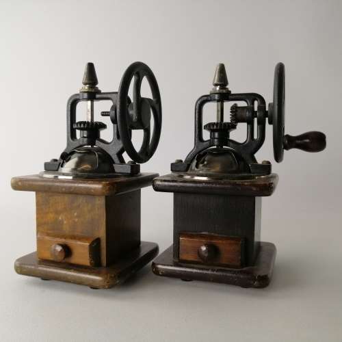 Vintage Pepper Grinder Combo!!! Only One Functional!!!