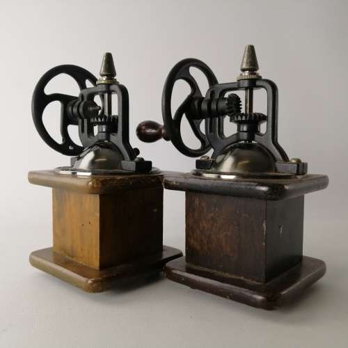 Vintage Pepper Grinder Combo!!! Only One Functional!!!